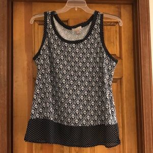 Tank style blouse.